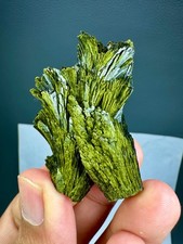 130 Carats Natural Green Epidote Crystal Cluster Specimen @Mineral Specimens picture