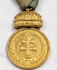 Post WW1 Kingdom of Hungary Signum Laudis bravery Medal with Holy Crown 1922 picture