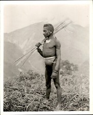 GA235 Original Photo PAPUA NEW GUINEA TRIBESMAN CANNIBAL ISLAND NATIVE picture