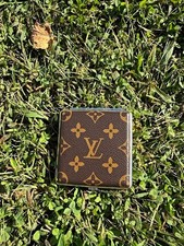 RARE 60s GREAT CONDITION Louis Vuitton Monogram Hard Case Cigarette Metal Tin picture