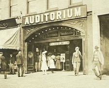 RARE NYC Automatic Vaudeville RPPC Postcard 1904 14th St Cyko Marcus Loew Zukor picture