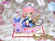 Re-Ment Hatsune Miku Secret Wonderland Collection 2. Megurine Luka (Caterpillar) picture