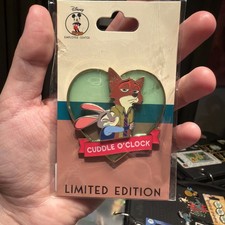 Zootopia Cuddle O Clock Disney Pin MOG picture