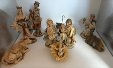 Fontanini Depose Italy Nativity 12 piece figure and 1 barn picture