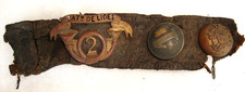World war 1 BELGIAN MILITARY TRENCH ART BATTLE INSIGNIA   ~93~ picture