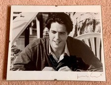 Hugh Grant signed photo 21x25 cm, black-and-white still from Nine Months, 1995 picture
