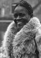 CICELY TYSON - Celebrated Actor - 5 x 7 in Print picture