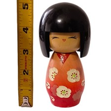 Vintage Kokeshi Doll Handcrafted Japanese Wood Hand Painted Chiyomi Horiuchi picture