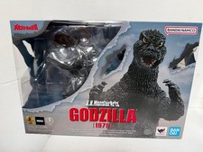 NEW S.H. Monsterarts Godzilla 1975 action figure Bandai Tamashii USSELLER picture