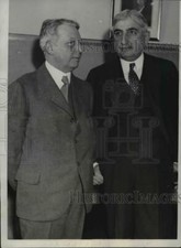 1933 Press Photo Raymond W. Stevens, Attorney Patrick J. Lucey at Fraud Trial picture