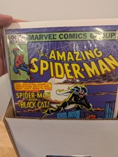 136 Comic Short Box Lot Punisher, Spider-Man, TMNT, X-Men, Spawn Huge Collection picture