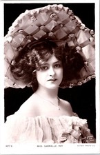 GABRIELLE RAY : BEAUTIFUL STAGE ACTRESS : WEARING SATIN BONNET : RPPC  1906 picture