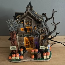 Vtg 2005 Lemax Spooky Town Halloween Village Creepy Haunted Barn Lighted #55222 picture