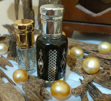 Pure Kalimantan Borneo Agarwood Oud Oil 1 Tola picture