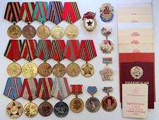 Soviet Russian Set 22 Medals, badges, 11 Documents of Veteran WW2 Army USSR WWII picture