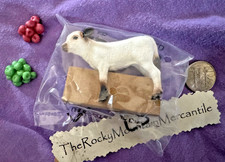 Schleich White Calf Galloway BABY COW farm ranch  +  food NEW SEALED picture
