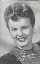EXHIBIT CO. ARCADE ACTOR CARD 1940's DEANNA DURBIN RARE, POPULAR CARD picture