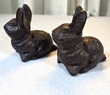 Pair Vintage Style Cast Iron Rabbit Figurines 3
