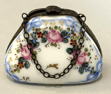 LIMOGES France PEINT MAIN Trinket Box HANDBAG / Purse Make-Up Case Roses / BOWS picture