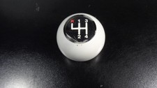 WHITE ROUND MANUAL HURST? GEAR SHIFT KNOB 4 SPEED SHIFT PATTERN REVERSE TOP LEFT picture