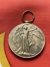 BRITAIN  IMPERIAL  RUSSIA   WW I   MEDAL  ORDER  Original picture