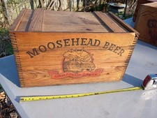 Vintage MOOSEHEAD BEER Wooden Box w/ sliding Lid Top picture