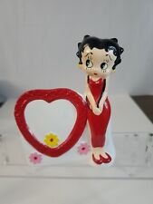 Vintage Betty Boop In Red Dress Standing By A Heart 5