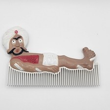 Vintage 1976  Avon Bed of Nails Novelty Comb 