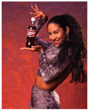 SELENA & A COKE - 8
