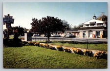 Travelers Motor Inn Detroit Michigan Postcard Vintage Chrome Auto Travel picture