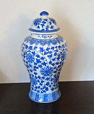 1970s Vintage Chinese Blue & White Porcelain Floral Lidded Temple Jar Vase picture