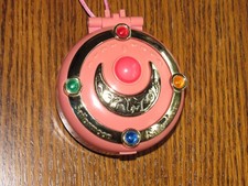 Vintage 1995 Sailor Moon Locket Bandai Tested picture