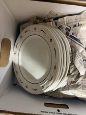 Lot of 7 Longaberger Woven Traditions Lrg Ceramic Plates-3 Red, 3 Blue & 1 Green picture
