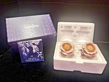 VTG NEW in GIFT BOX Franz Porcelain Camellia Salt & Pepper Shakers Neiman Marcus picture