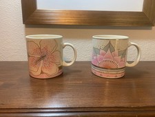VTG SET OF 2 LAUREL BURCH WILD HIBISCUS COFFEE CUPS picture