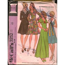 Vintage 1972 McCalls 3252 Sewing Pattern Misses Junior Dress Knit Maxi Size 14 picture