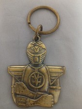 Vintage 1995 Saban MIGHTY MORPHIN POWER RANGERS metal Keychain.  picture