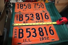 BEAUTIFUL METAL PAIR ILLINOIS LICENSE PLATES 1952 B53816 + BONUS 1858750 picture