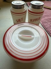 Vintage 1940s Hazel-Atlas Platonite Milk Glass Range Set - Red Beehive Stripe picture