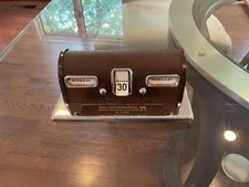 Vntg Perpetual Desktop Calendar  2  levers Bakelite, Chrome, Faux Leather German picture