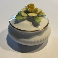 VINTAGE ROYAL DOULTON  BONE CHINA TRINKET BOX  ENGLAND picture
