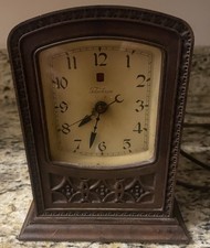 Warren Telechron Model M1 Cathedral Bakelite Early Electric Desk Clock Running picture