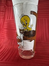 Vintage 1976 Sylvester & Tweety Bird Warner Bros. Looney Toons Pepsi Glass Nice  picture