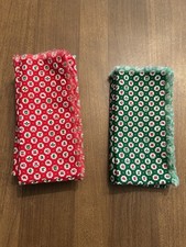 Vtg Christmas Cloth Napkins Cotton Set of 10 with Fringe 7 Red 3 Green 14x 14 picture