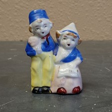 Japan Ceramic Figural Pair Two Children 3.5in Painted Home Decor Figurine picture