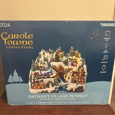 Carole Towne Collection Nathan’s Village Retreat Large Christmas House LED picture