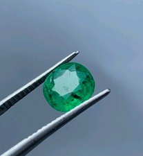 1.5 ct Elegant Natural Emerald Loose Gemstone - Nice Color - Cushion Cut picture