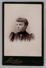 ntique Victorian Cabinet Card Photo 1890s Woman High Lace Collar Puffed Sleeves picture