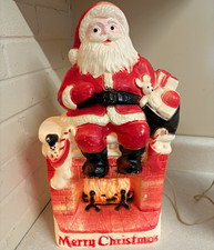 Vintage DAPOL INDUSTRIES Blow Mold Santa Fireplace Mantle Great condition Ligh picture