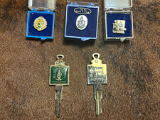 Vintage Mayflower Transit Employee Service Pins 10K Gold Filled Keys Lot of 5 picture